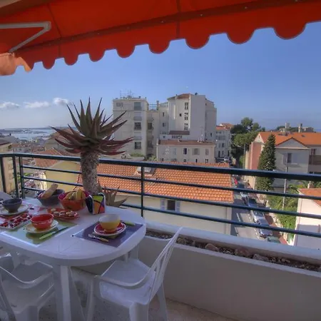 Apartment Beau 2 Pieces 3 Etoiles Vue Mer Et Montagnes Garage Prive